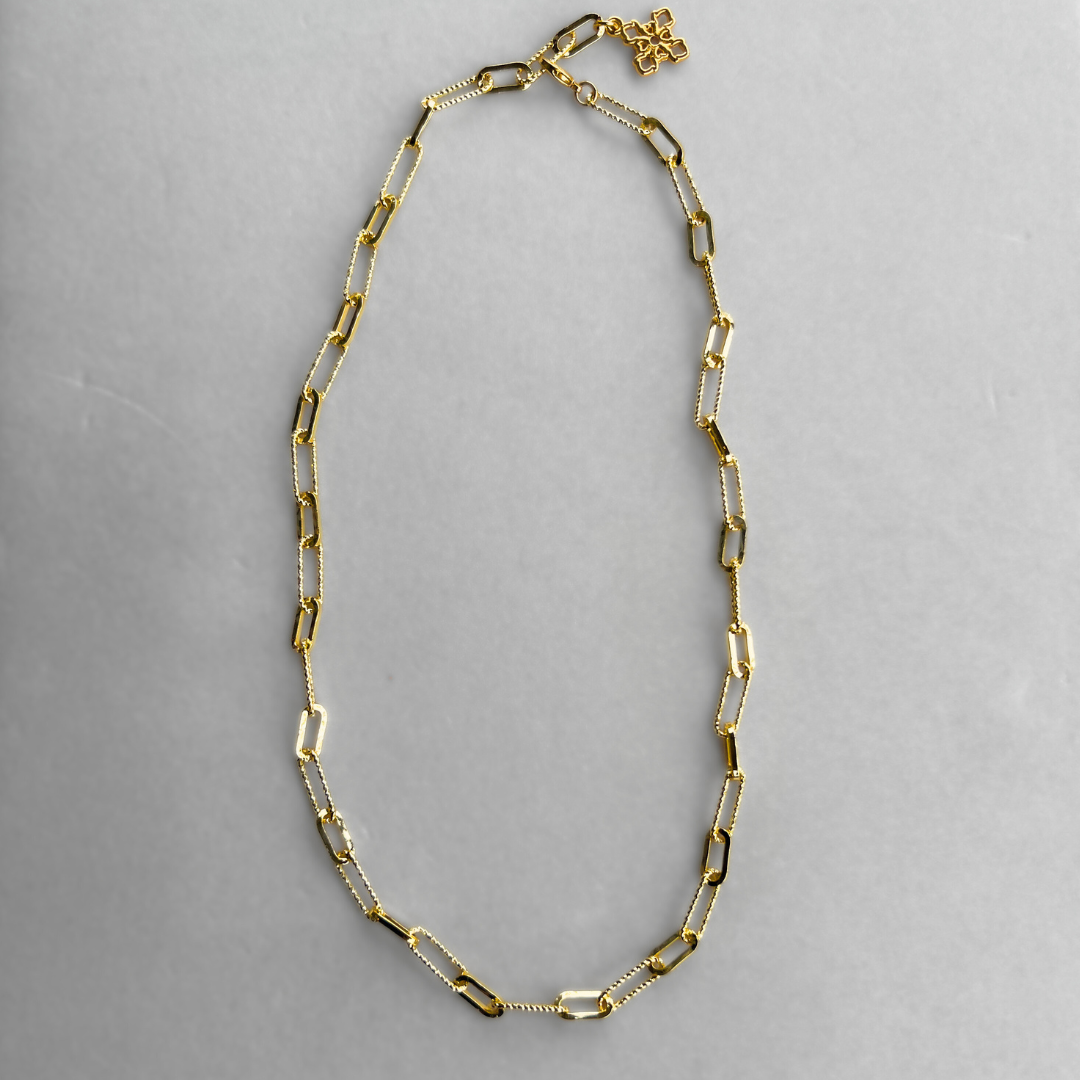 Virtual Charm Bar | Textured Paper Clip Necklace