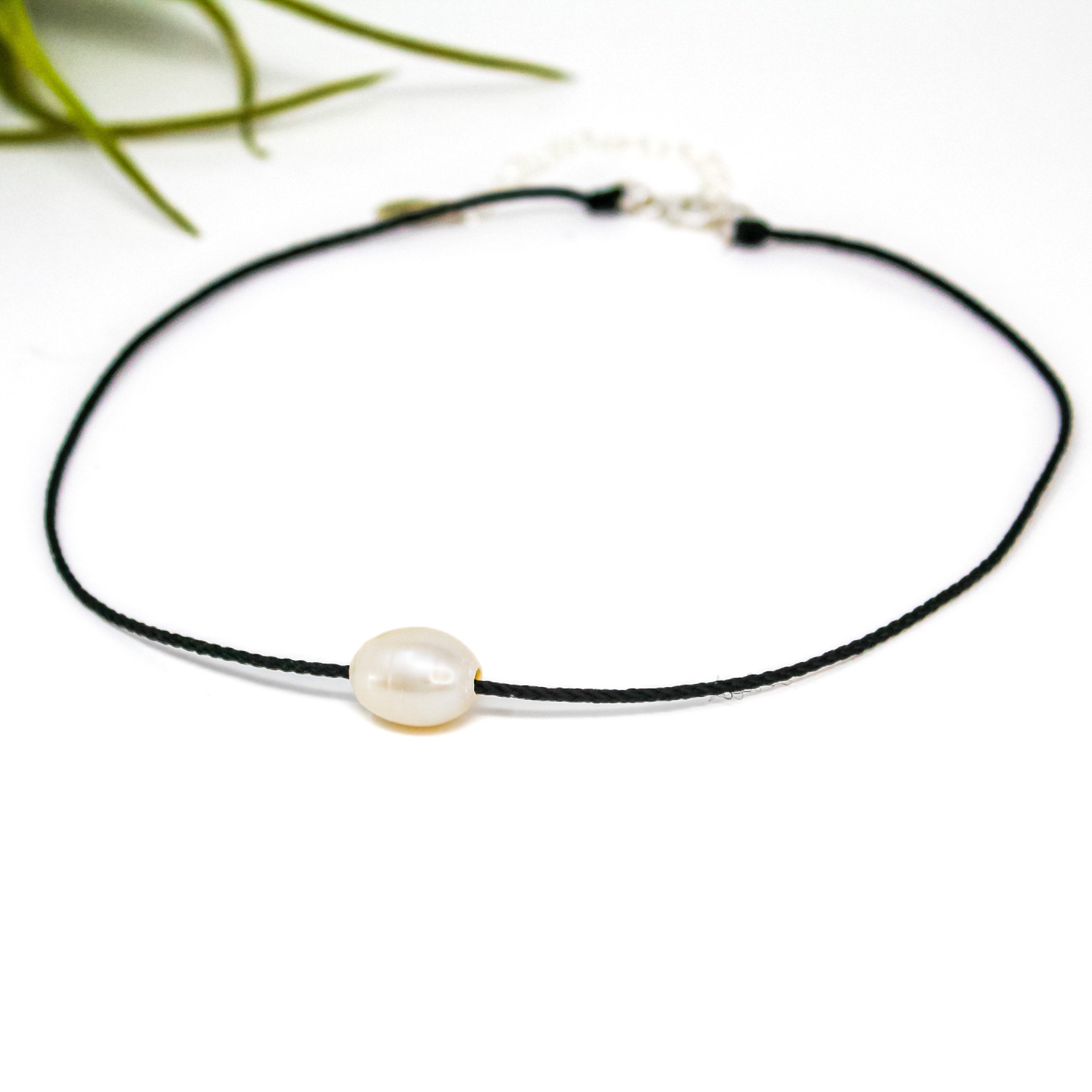 Summer Cord Pearl Choker