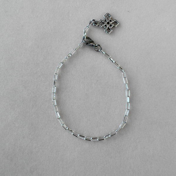 Virtual Charm Bar | Mini Paper Clip Bracelet