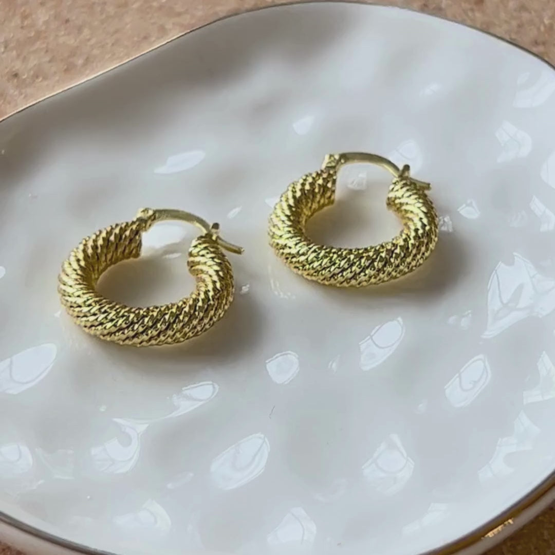 Retro Hoop Earrings - Textured Huggie