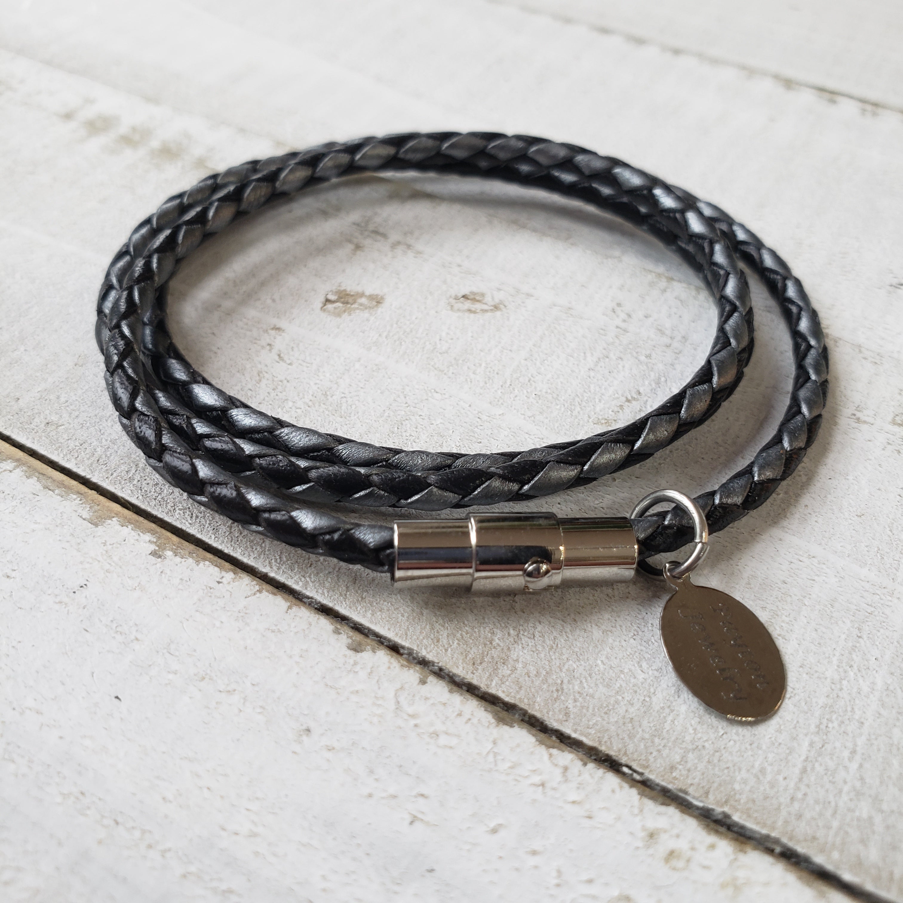Story Wraps | Leather